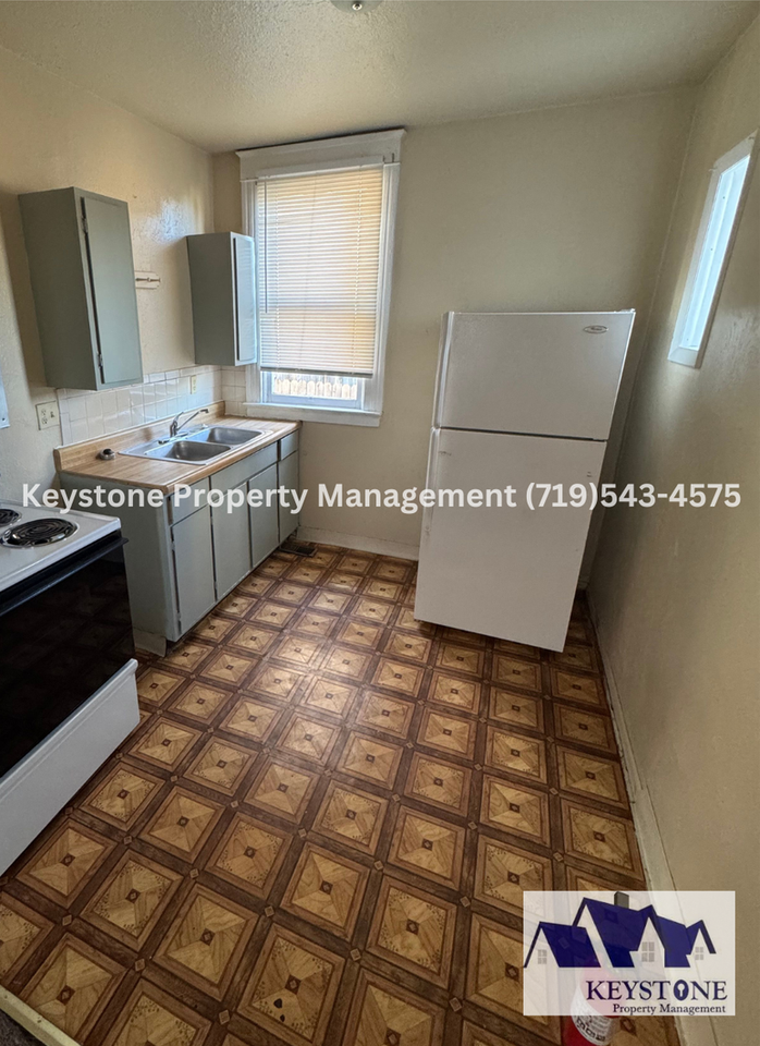 615 West Abriendo Avenue #4 - Photo 7 of 14