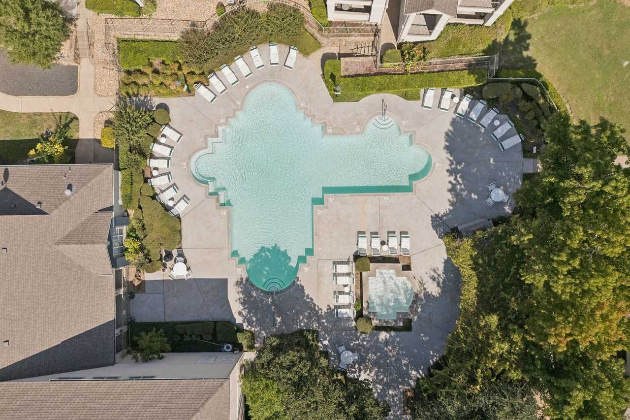 The Villas of Parkhaven - Photo 4 of 50