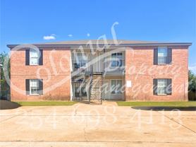 1312 Dugger Cir #D - Photo 1 of 1