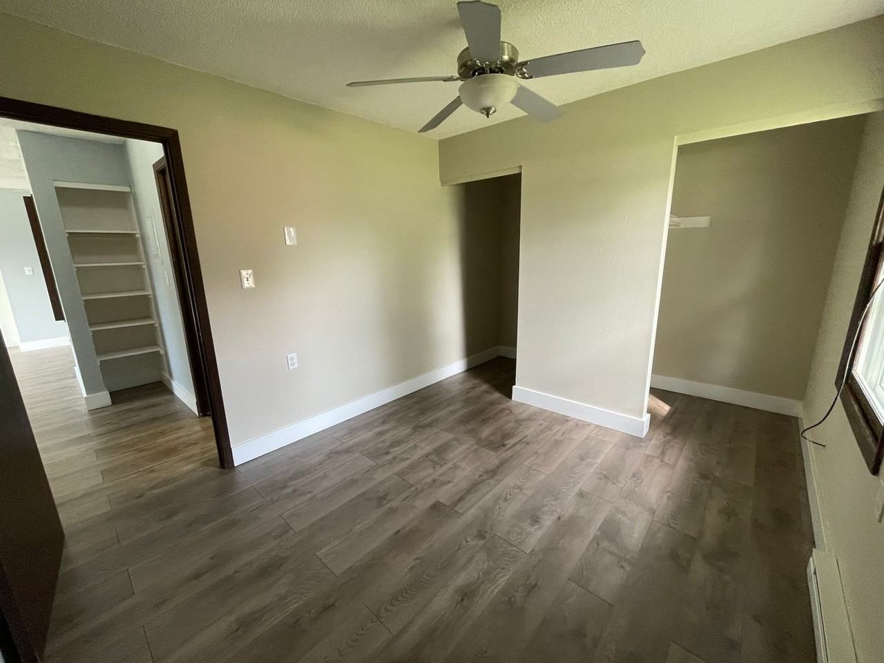 220-320 Wilhelm St - Photo 5 of 16