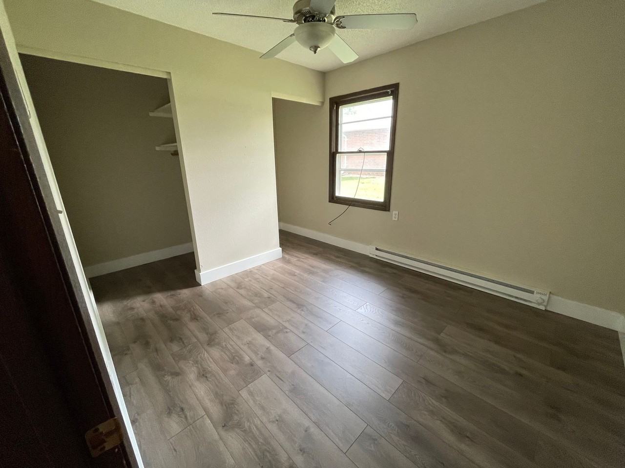220-320 Wilhelm St - Photo 6 of 16