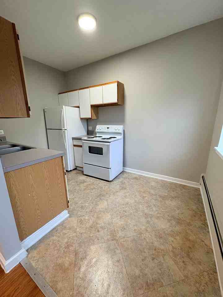 Pine North - Photo 3 of 26