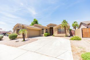 770 W Aloe Pl - Photo 1 of 1