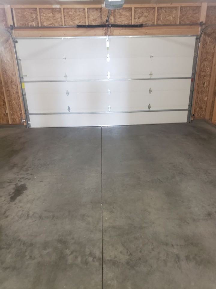 1818 Walter Creek Blvd - Photo 5 of 18