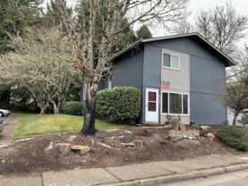 957 Nw Oak Ave - Photo 1 of 1