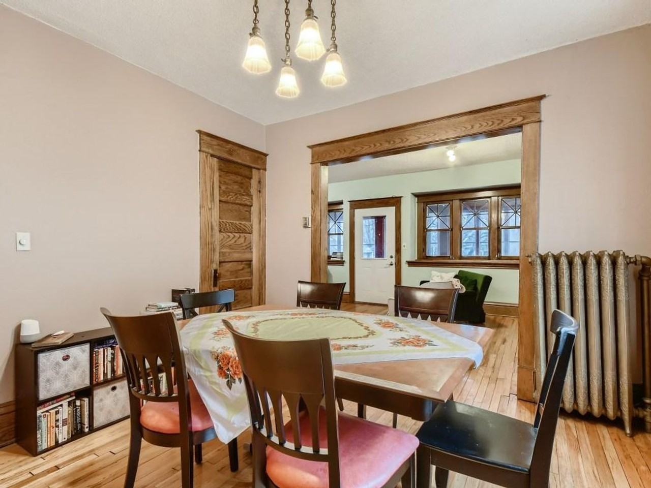 1510 Hague Ave - Photo 3 of 19