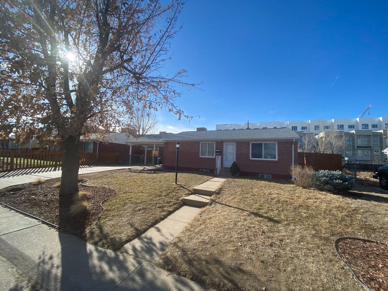 1381 Worchester St - Photo 2 of 33