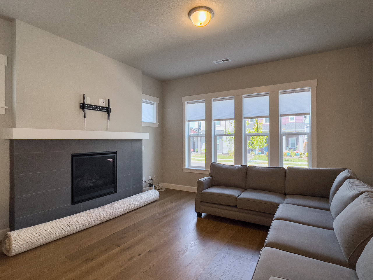 7002 Southeast Genrosa Street - Photo 4 of 28