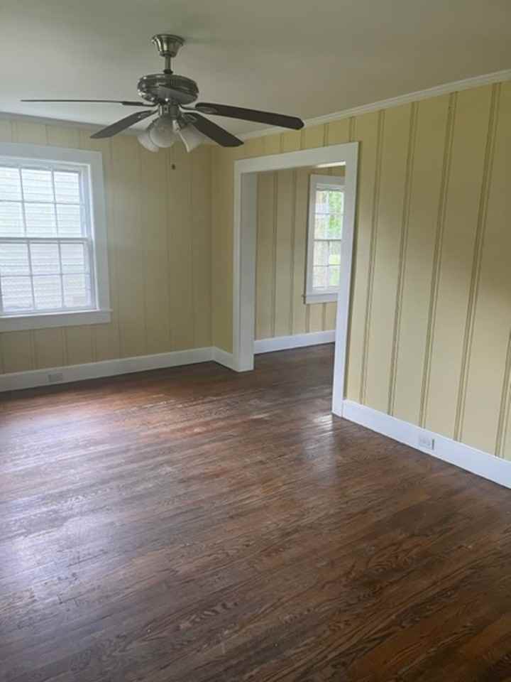 1504 Berry Street - Photo 4 of 20