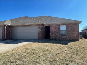 1008 Kensington Dr - Photo 1 of 1