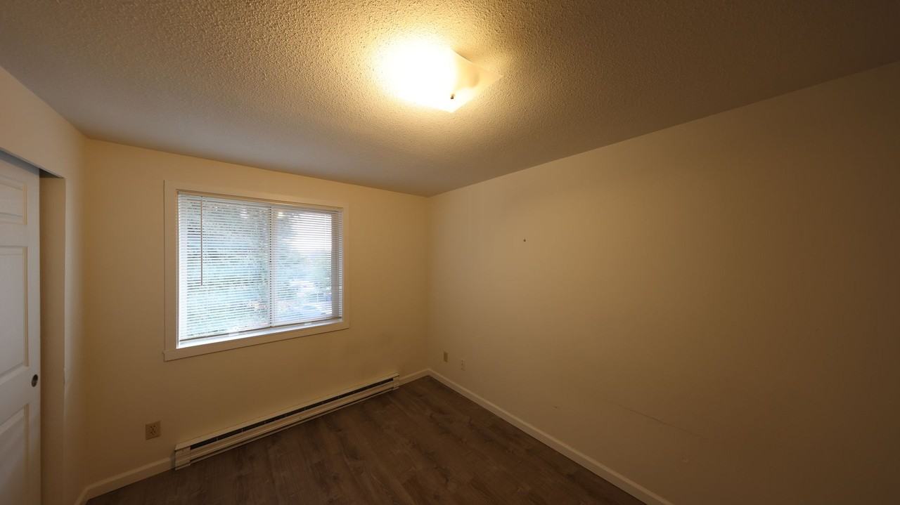 1201 Sw Harrier Cir #203 - Photo 4 of 6
