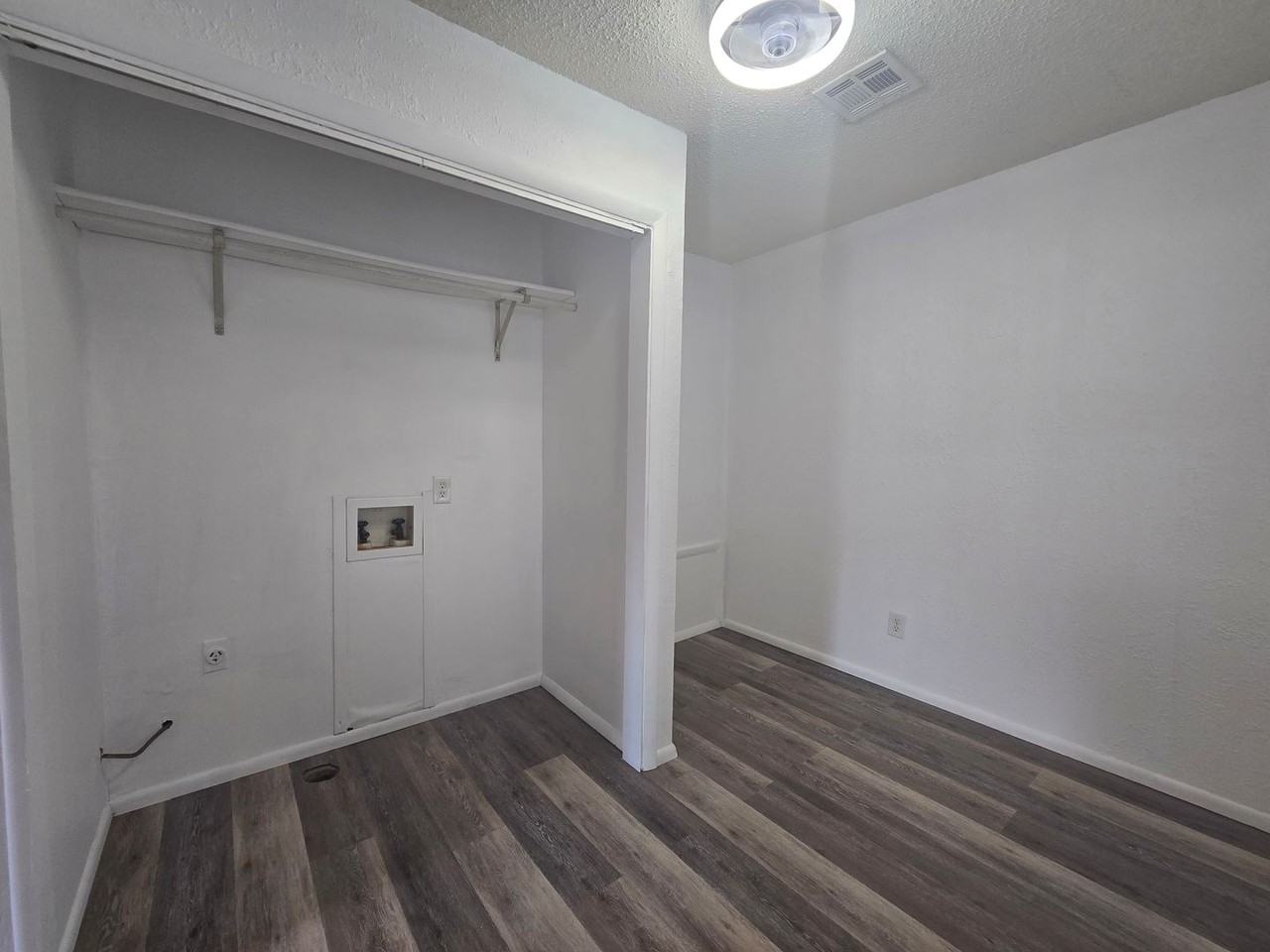 920 W Farrall - Photo 5 of 27