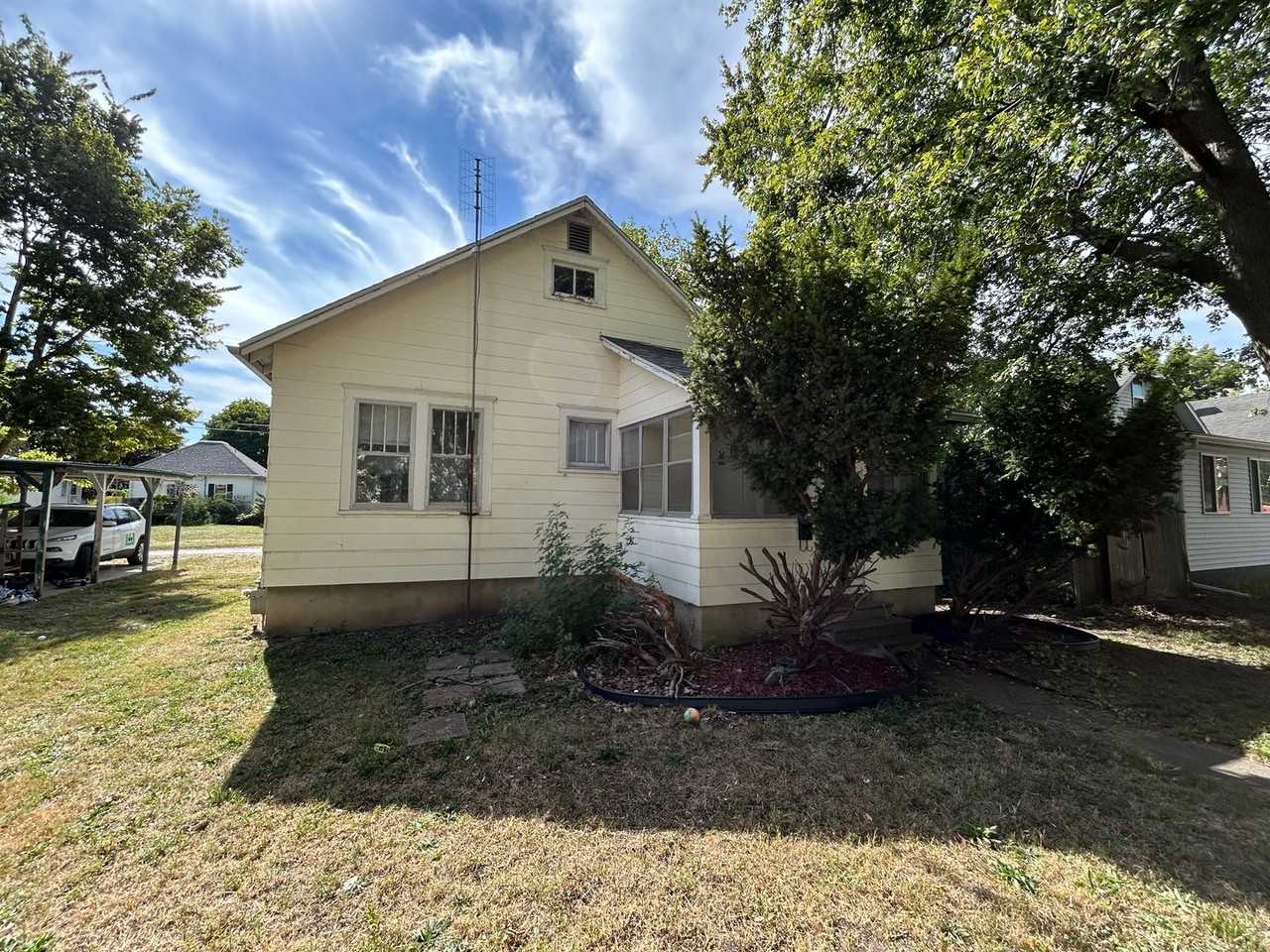 5 O Neil Ct - Photo 3 of 22