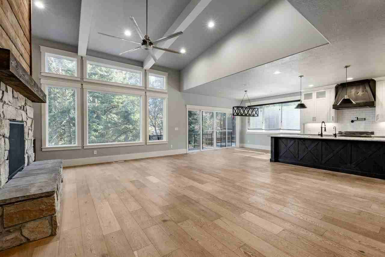 485 Parkview Dr - Photo 6 of 29