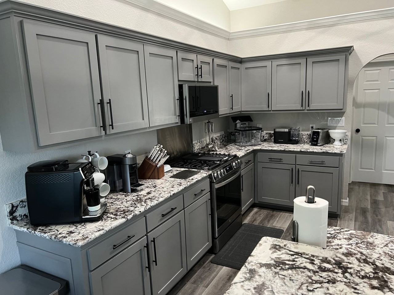 20361 Heritage Road - Photo 2 of 49