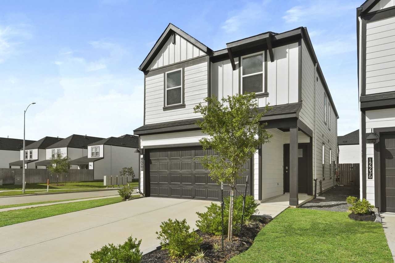 12238 City Rose Ct - Photo 5 of 38