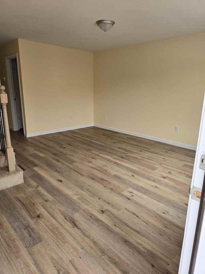 Megway Ct. (2-5) - Photo 7 of 50