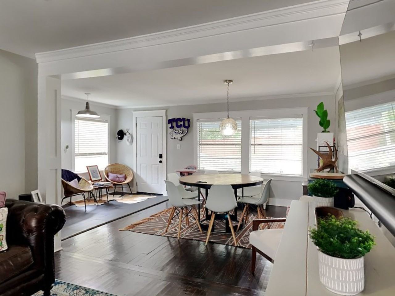 2255 Washington Avenue - Photo 4 of 13