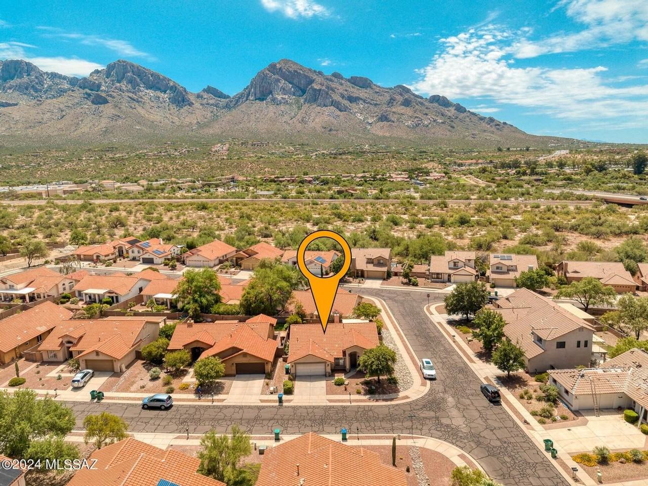 318 E Streams Edge Pl - Photo 2 of 22