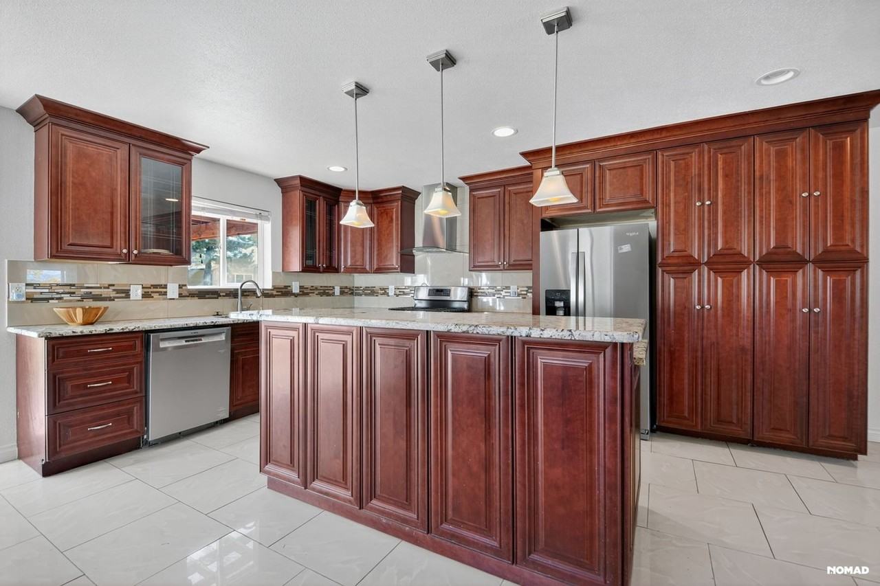 7882 Elder Cir - Photo 7 of 30