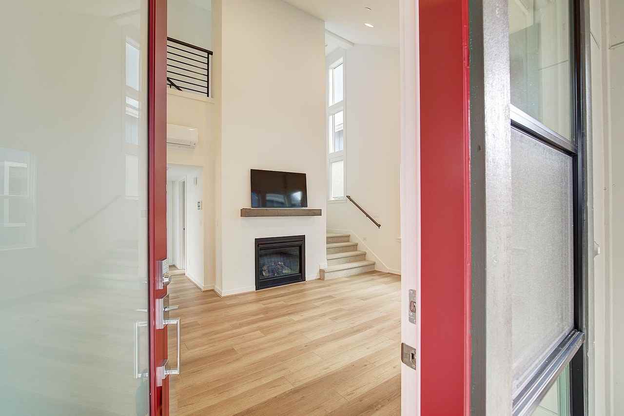 10349 135th Cir Ne - Photo 3 of 26