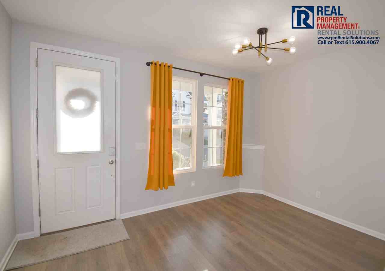 3225 Brookberry Ln - Photo 4 of 24