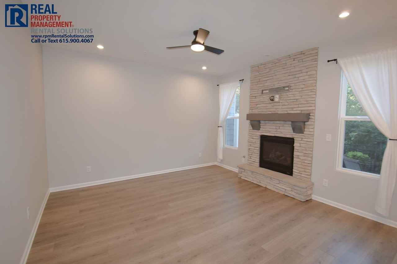 3225 Brookberry Ln - Photo 6 of 24