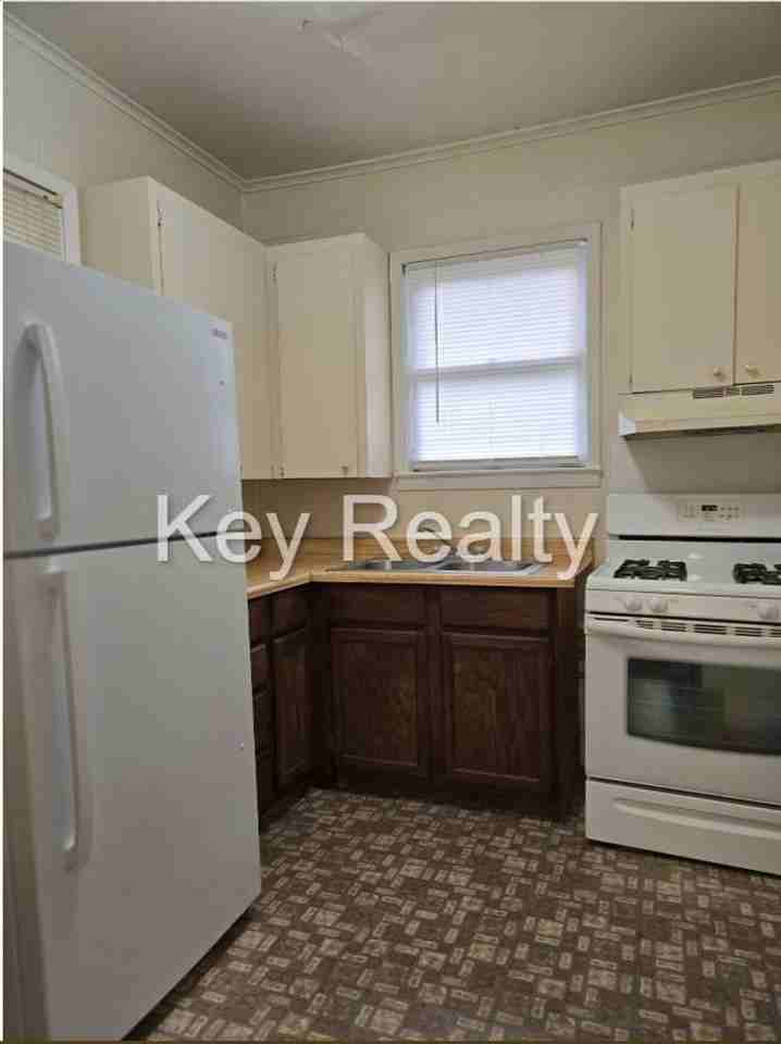 2307 2307 1/2 A Elliott - Photo 3 of 8