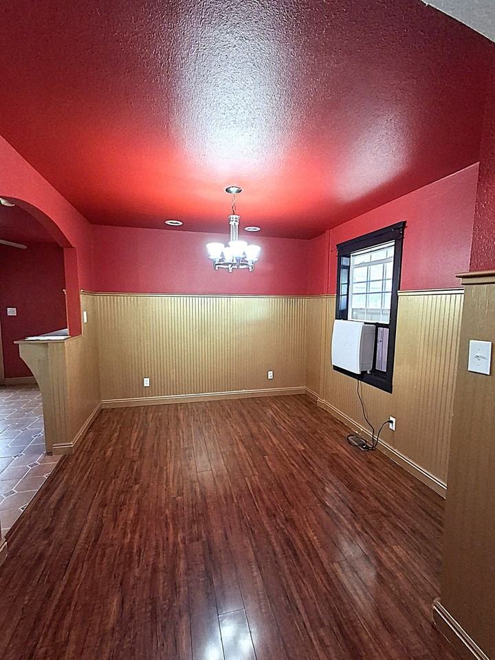 703 Jackson Street - Photo 7 of 8