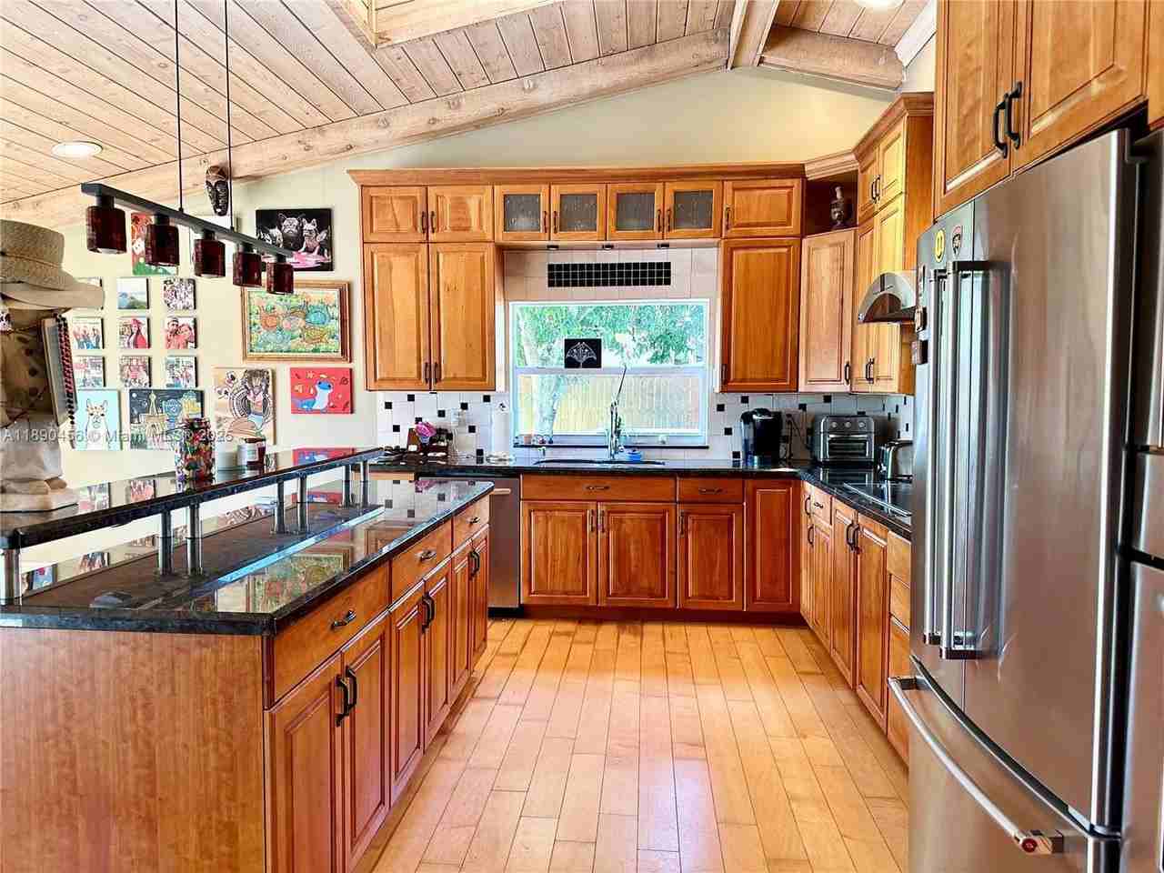 960 Bayberry Point Dr - Photo 6 of 30