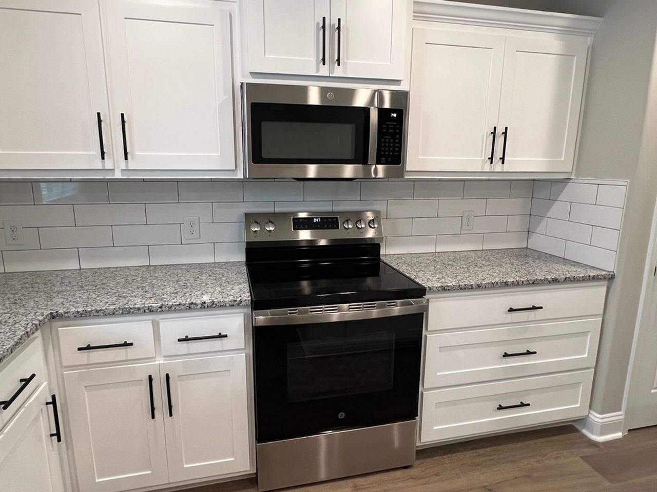 403 Madison Ave - Photo 4 of 19