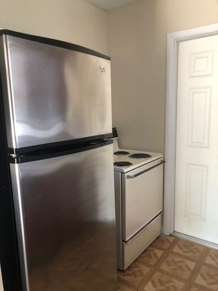 2331 Hadley St - Photo 6 of 14