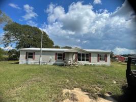 featured image of 11 Old Red Rd