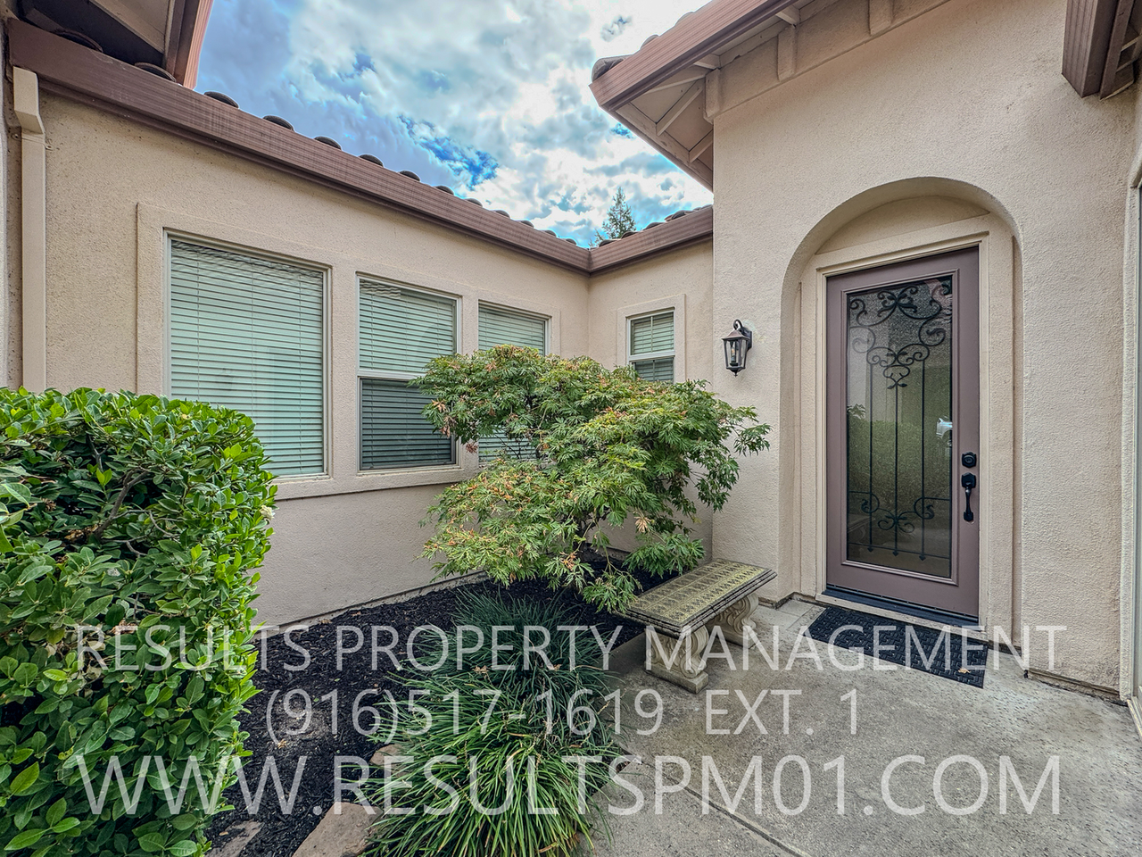 2230 Bonney Ct - Photo 5 of 44