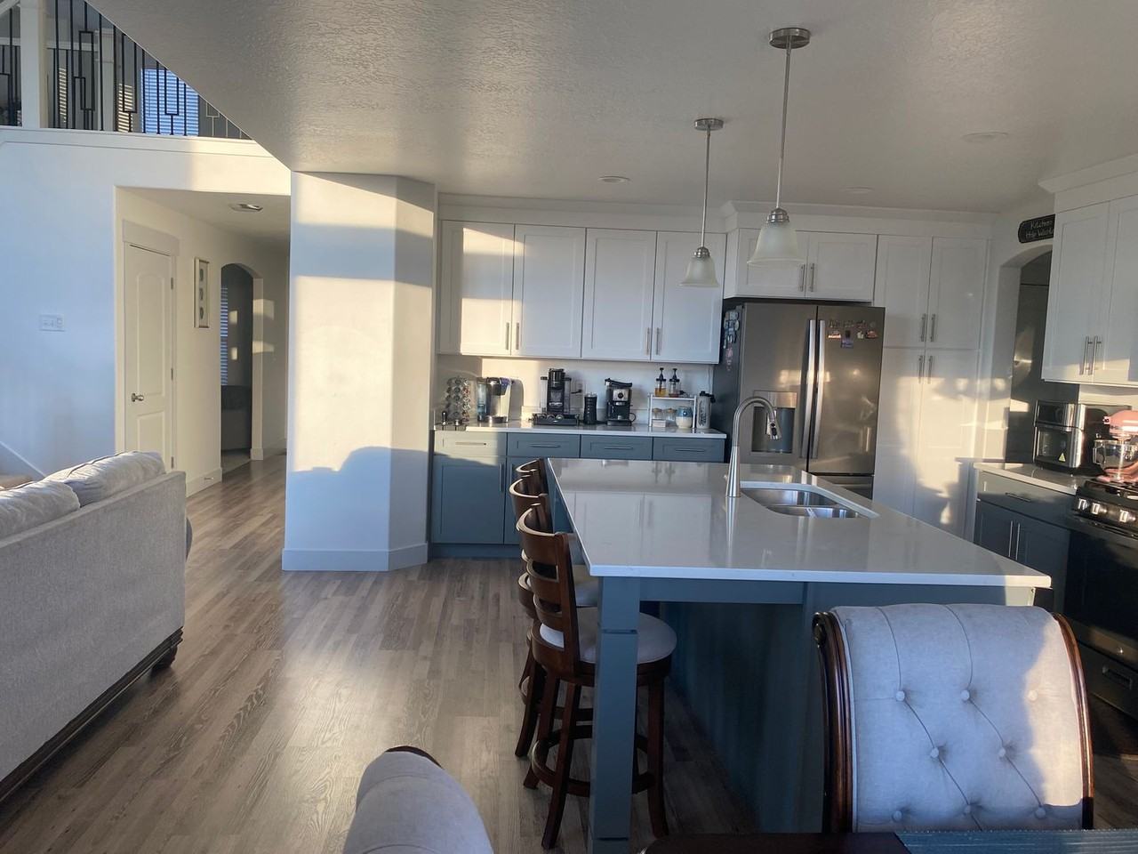 68 North Midland Drive - Photo 3 of 22