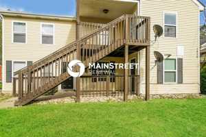 featured image of 1439 Beech St #2