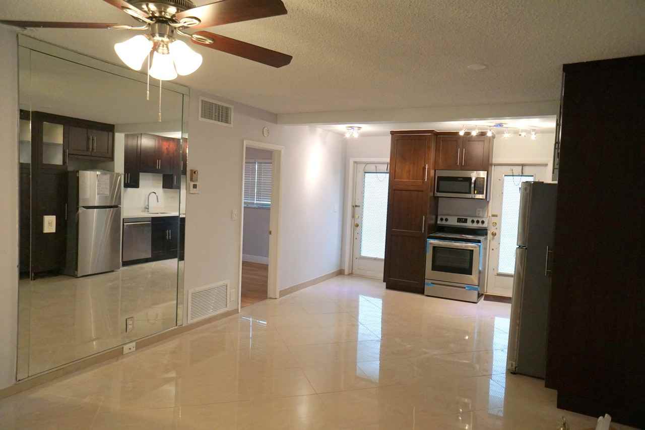 201 South Golf Boulevard #2004 - Photo 5 of 20