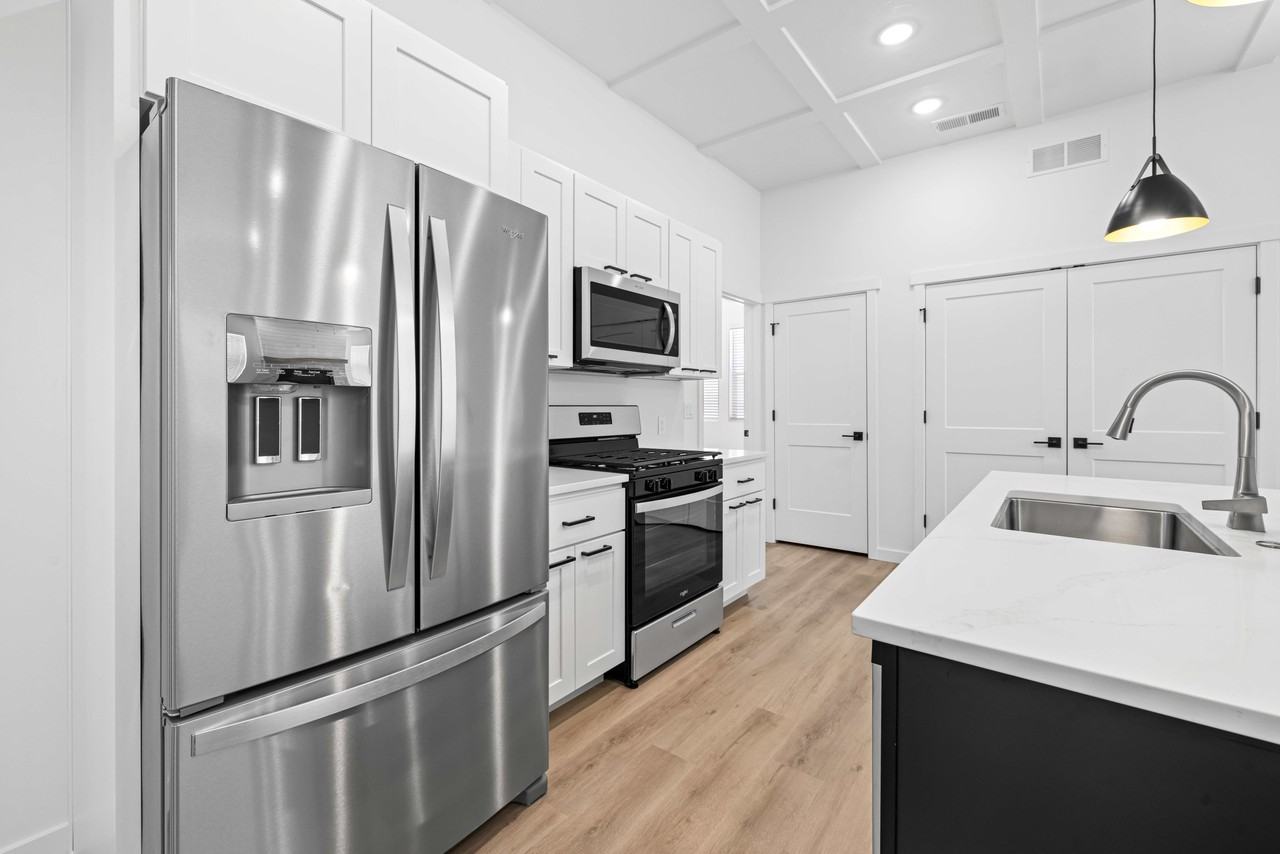 4203 Saylor Ln #NA - Photo 3 of 12