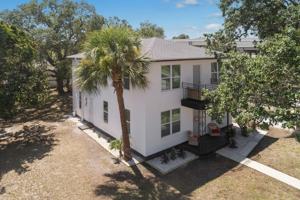 featured image of 511 16th St S #4