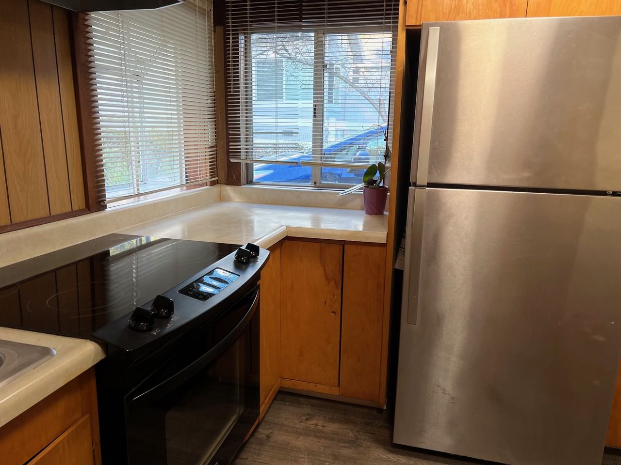 863 Atherton Avenue #NA - Photo 3 of 13