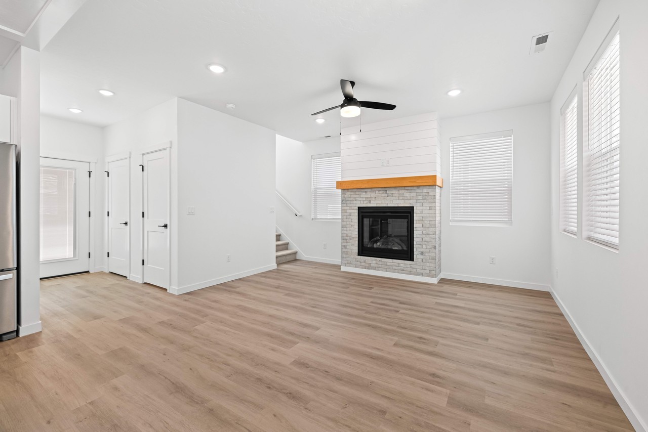 4206 Saylor Ln #NA - Photo 4 of 11