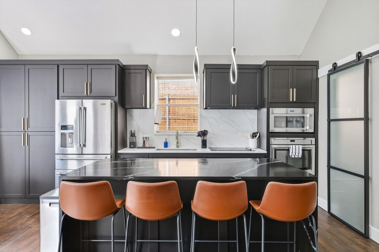 5709 Courtney Cir #NA - Photo 5 of 47