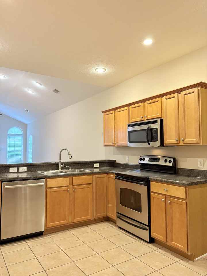 2500 Crossings Blvd #520 - Photo 7 of 21