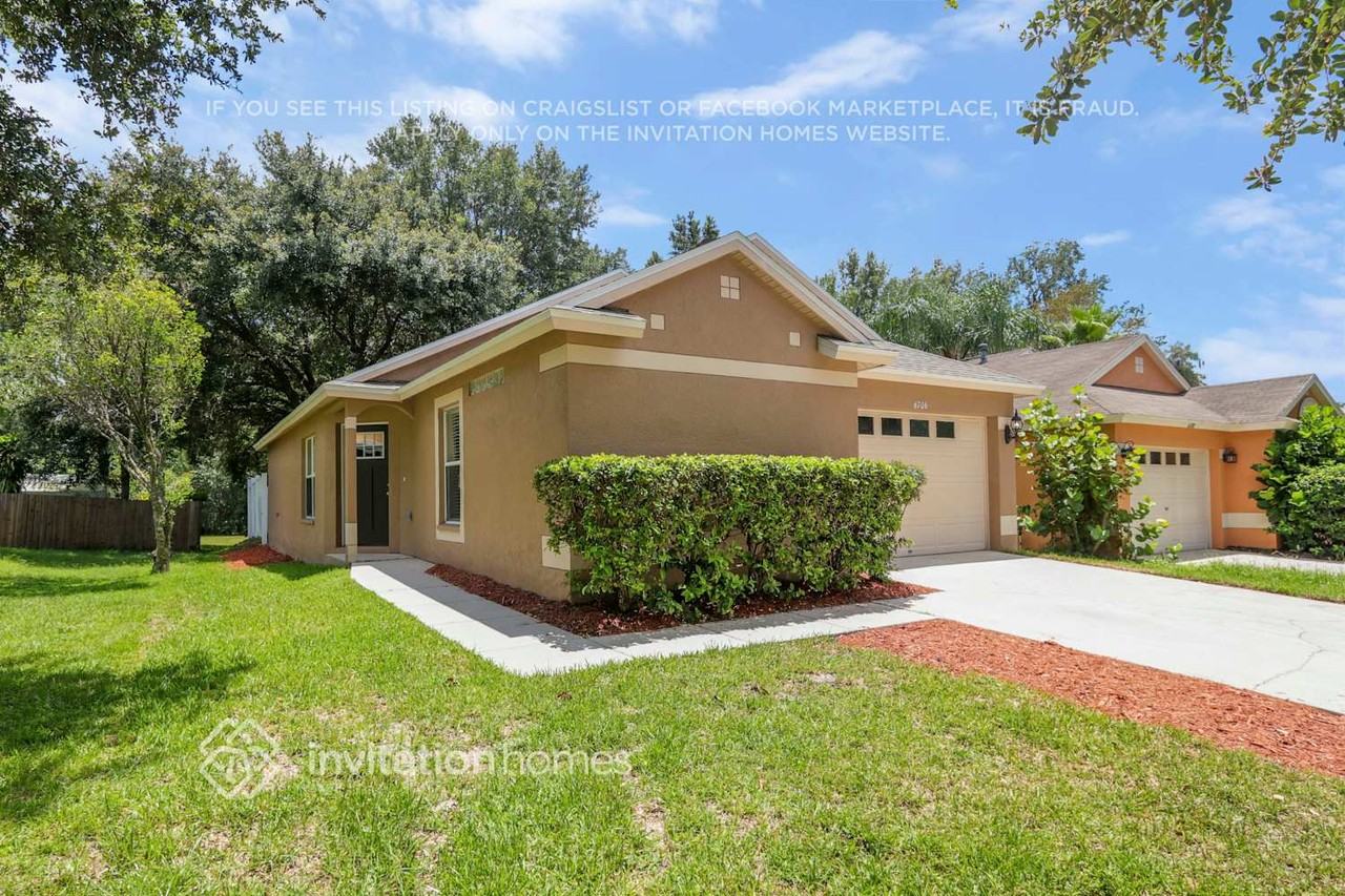 6706 Summer Haven Drive - Photo 3 of 30