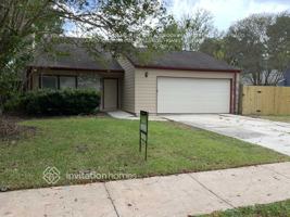 featured image of 428 Gleneagles Dr