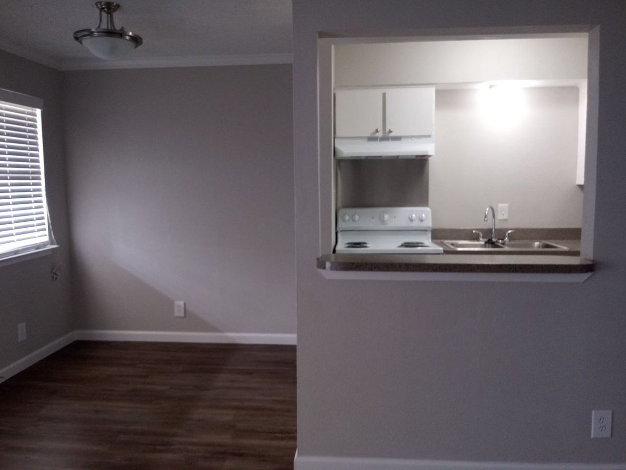 Spanish Crest Apartments - Photo 2 of 12