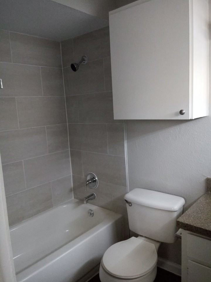 Spanish Crest Apartments - Photo 6 of 12