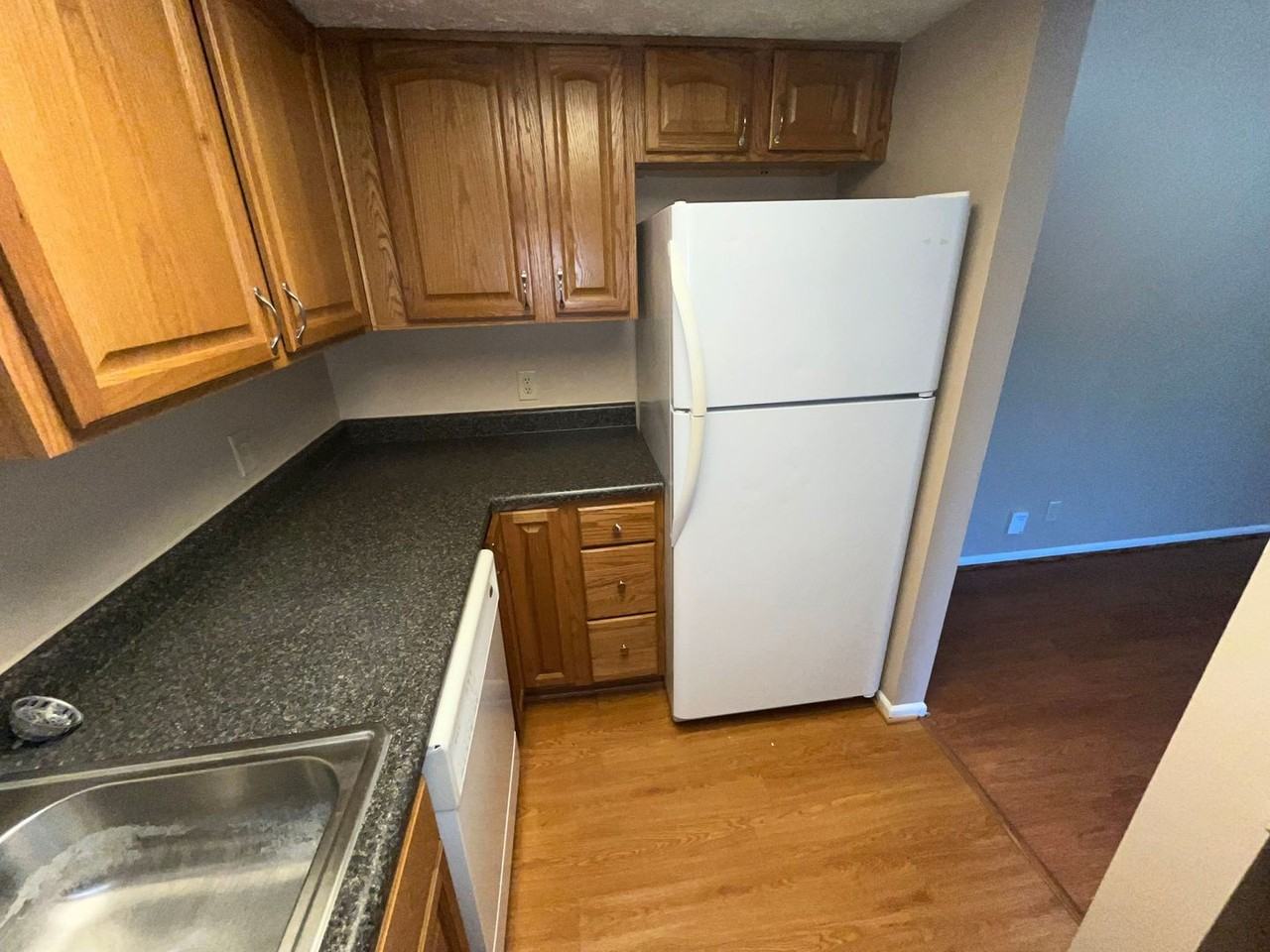 224-240 S Salisbury St - Photo 6 of 11