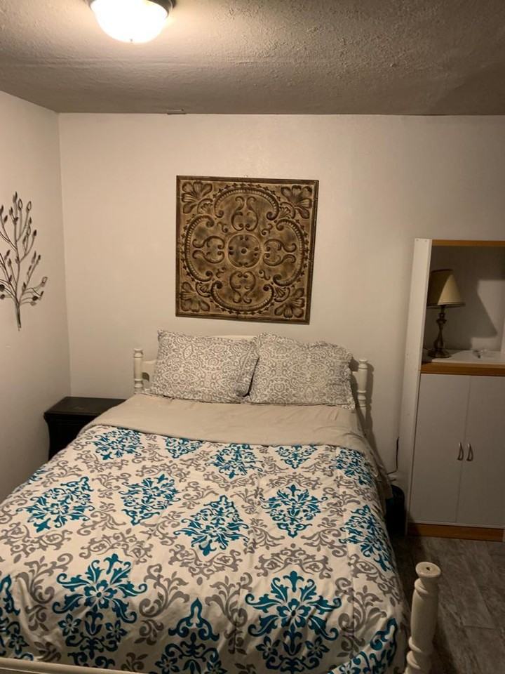 201 W Cowden Ave - Photo 5 of 26