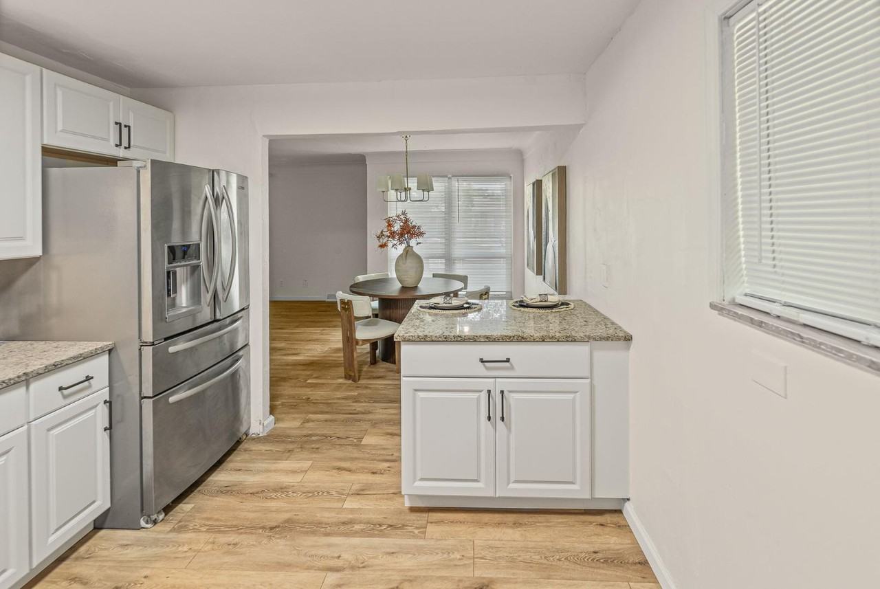 506 N 44th St - Photo 7 of 30